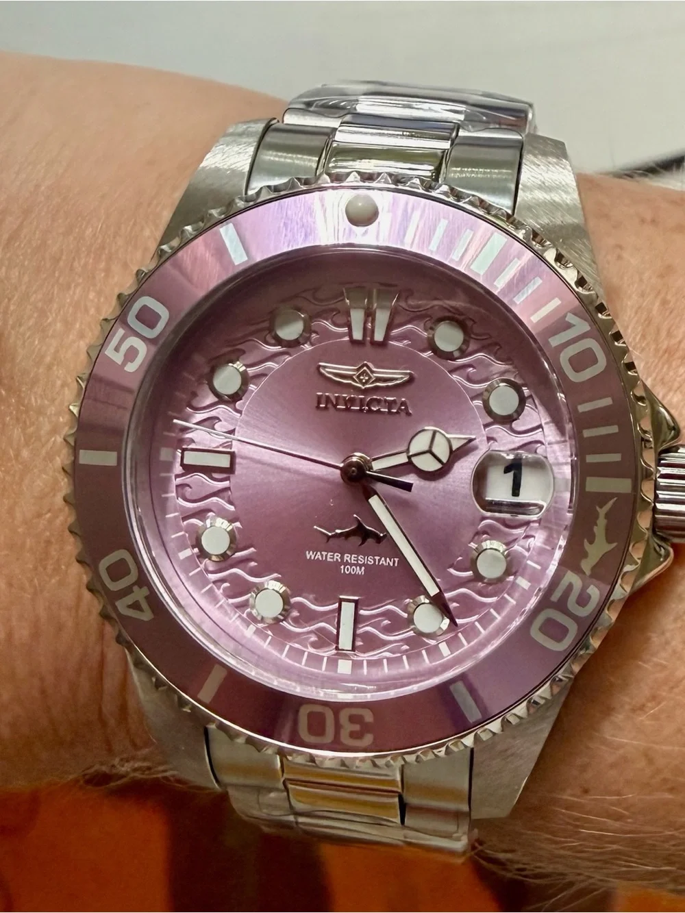 Invicta polished silver